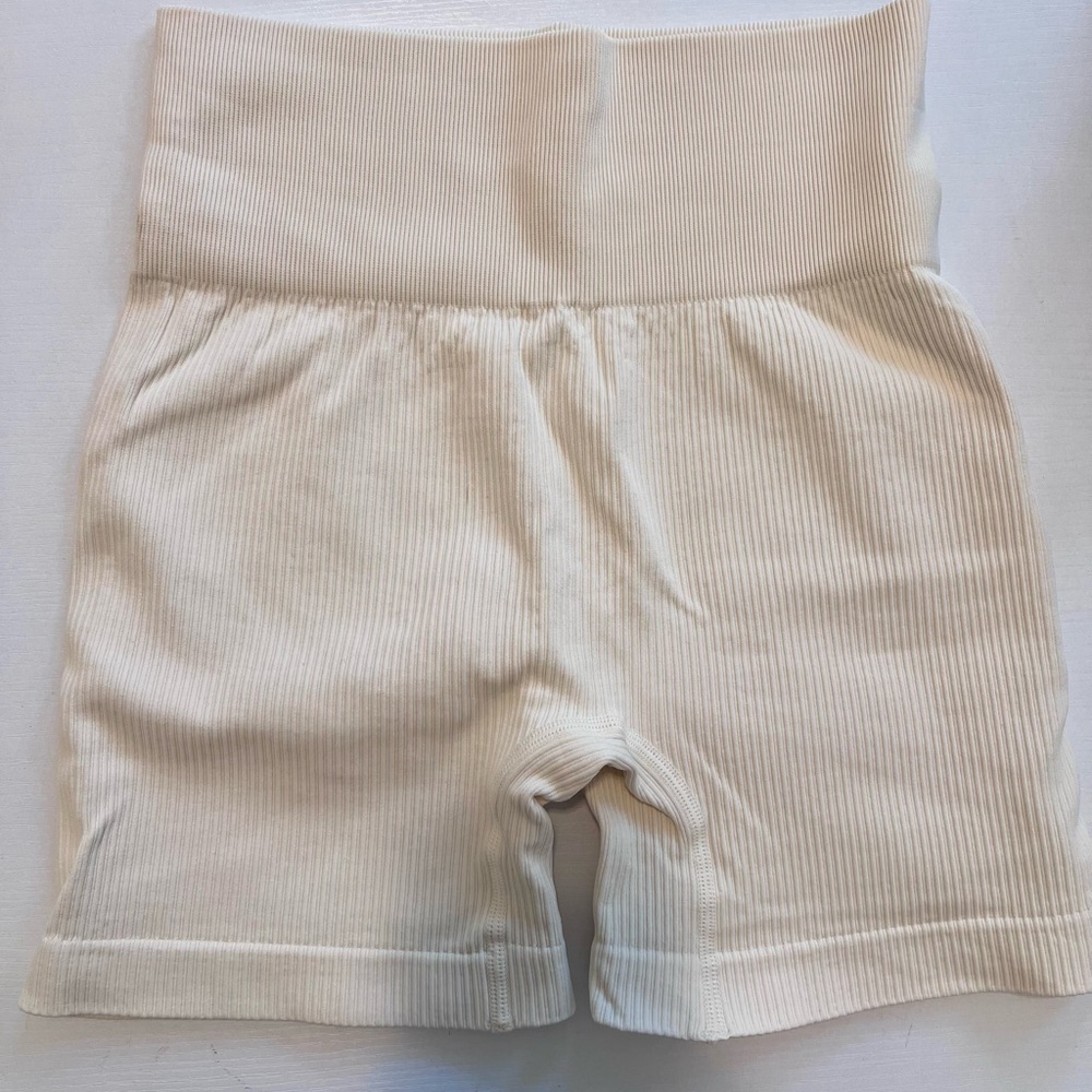 Yoga Shorts Ribbed Seamless Workout High Waist - Beige/ Cream